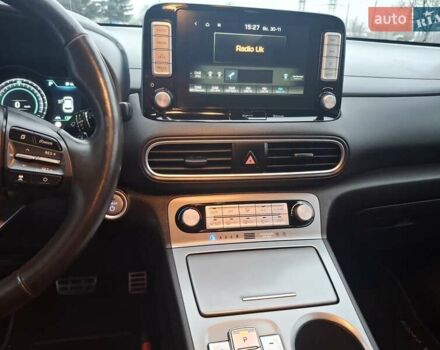 Сірий Хендай Kona, об'ємом двигуна 0 л та пробігом 114 тис. км за 17300 $, фото 20 на Automoto.ua