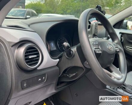 Серый Хендай Kona, объемом двигателя 2 л и пробегом 106 тыс. км за 17600 $, фото 11 на Automoto.ua