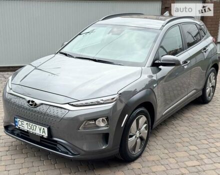 Серый Хендай Kona, объемом двигателя 0 л и пробегом 87 тыс. км за 18900 $, фото 8 на Automoto.ua