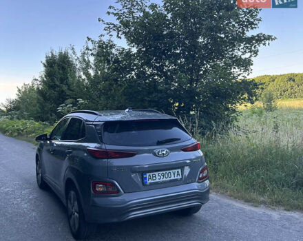 Сірий Хендай Kona, об'ємом двигуна 0 л та пробігом 122 тис. км за 17200 $, фото 3 на Automoto.ua