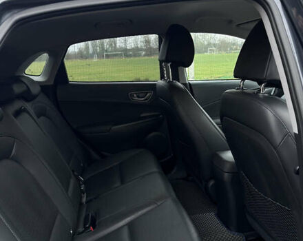 Серый Хендай Kona, объемом двигателя 0 л и пробегом 115 тыс. км за 19000 $, фото 15 на Automoto.ua