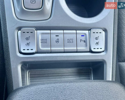 Серый Хендай Kona, объемом двигателя 0 л и пробегом 95 тыс. км за 17500 $, фото 65 на Automoto.ua