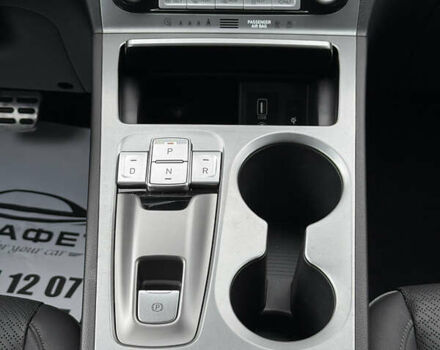 Серый Хендай Kona, объемом двигателя 0 л и пробегом 79 тыс. км за 17200 $, фото 23 на Automoto.ua