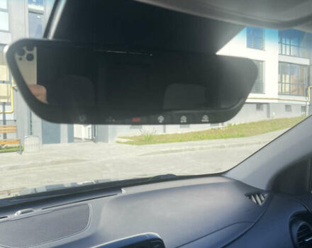 Серый Хендай Kona, объемом двигателя 2 л и пробегом 93 тыс. км за 15900 $, фото 21 на Automoto.ua