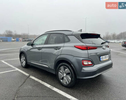 Серый Хендай Kona, объемом двигателя 0 л и пробегом 131 тыс. км за 16500 $, фото 12 на Automoto.ua