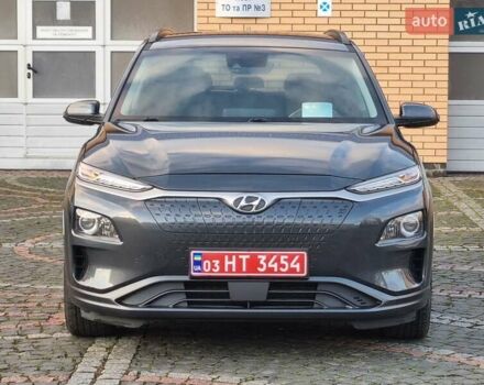 Серый Хендай Kona, объемом двигателя 0 л и пробегом 151 тыс. км за 16399 $, фото 1 на Automoto.ua