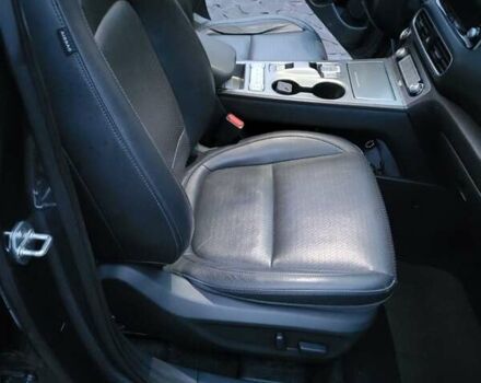 Серый Хендай Kona, объемом двигателя 0 л и пробегом 194 тыс. км за 15800 $, фото 7 на Automoto.ua