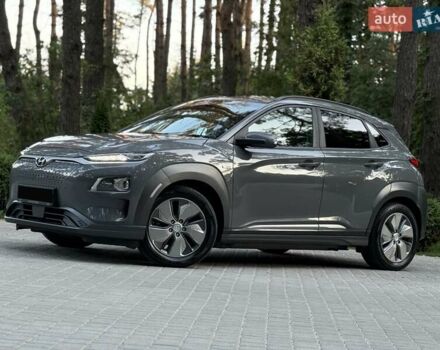 Серый Хендай Kona, объемом двигателя 0 л и пробегом 96 тыс. км за 17200 $, фото 20 на Automoto.ua