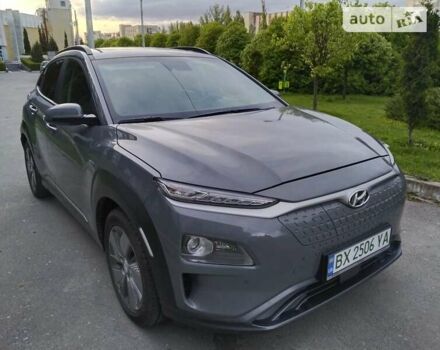 Сірий Хендай Kona, об'ємом двигуна 0 л та пробігом 70 тис. км за 21600 $, фото 2 на Automoto.ua