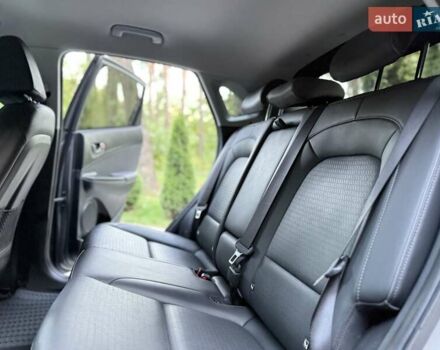 Серый Хендай Kona, объемом двигателя 0 л и пробегом 96 тыс. км за 17200 $, фото 75 на Automoto.ua