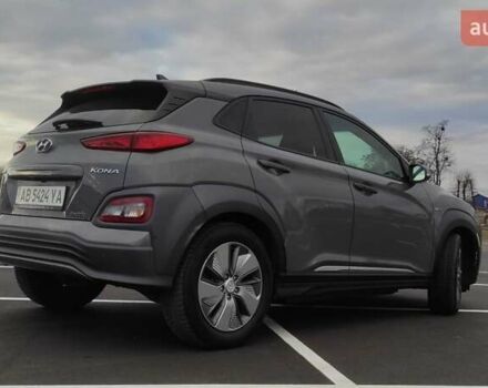 Сірий Хендай Kona, об'ємом двигуна 0 л та пробігом 71 тис. км за 17500 $, фото 24 на Automoto.ua