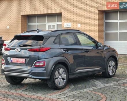 Серый Хендай Kona, объемом двигателя 0 л и пробегом 151 тыс. км за 16399 $, фото 9 на Automoto.ua