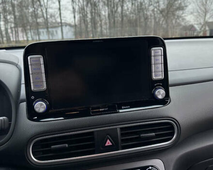 Серый Хендай Kona, объемом двигателя 0 л и пробегом 115 тыс. км за 19000 $, фото 27 на Automoto.ua