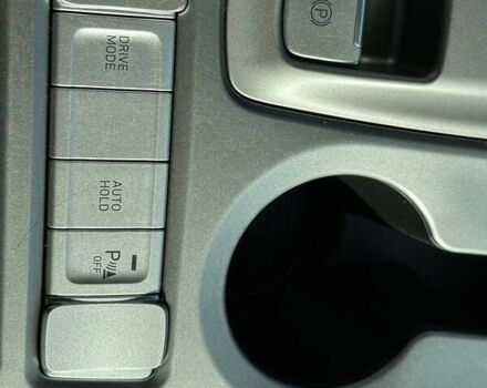 Серый Хендай Kona, объемом двигателя 0 л и пробегом 137 тыс. км за 16700 $, фото 15 на Automoto.ua