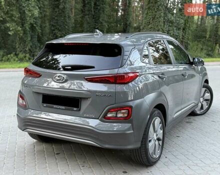 Серый Хендай Kona, объемом двигателя 0 л и пробегом 96 тыс. км за 17200 $, фото 13 на Automoto.ua