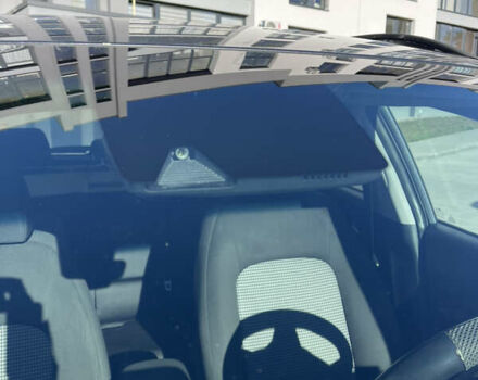 Серый Хендай Kona, объемом двигателя 2 л и пробегом 93 тыс. км за 15900 $, фото 13 на Automoto.ua