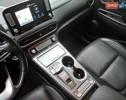 Хендай Kona 2019 в Днепре (Днепропетровске) на Automoto.ua Серый Хендай Kona, объемом двигателя 0 л и пробегом 130 тыс. км за 17400 $, фото 16 на Automoto.ua