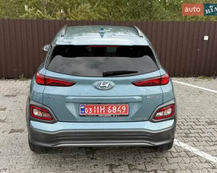 Серый Хендай Kona, объемом двигателя 0 л и пробегом 127 тыс. км за 17650 $, фото 20 на Automoto.ua