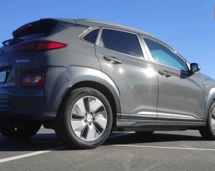 Сірий Хендай Kona, об'ємом двигуна 0 л та пробігом 71 тис. км за 17500 $, фото 33 на Automoto.ua