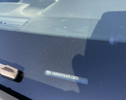 Серый Хендай Kona, объемом двигателя 2 л и пробегом 93 тыс. км за 15900 $, фото 1 на Automoto.ua