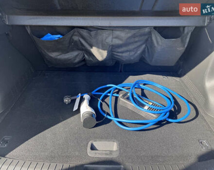 Сірий Хендай Kona, об'ємом двигуна 0 л та пробігом 164 тис. км за 16800 $, фото 28 на Automoto.ua