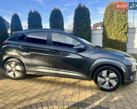 Серый Хендай Kona, объемом двигателя 0 л и пробегом 95 тыс. км за 17500 $, фото 9 на Automoto.ua