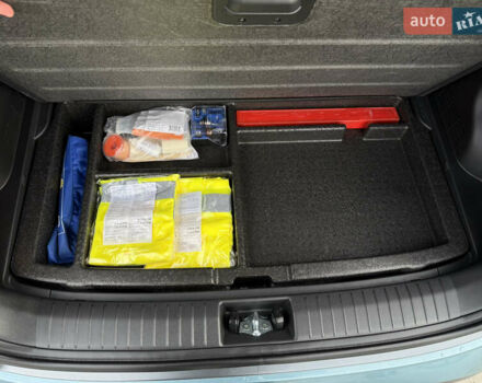 Серый Хендай Kona, объемом двигателя 0 л и пробегом 127 тыс. км за 17650 $, фото 48 на Automoto.ua