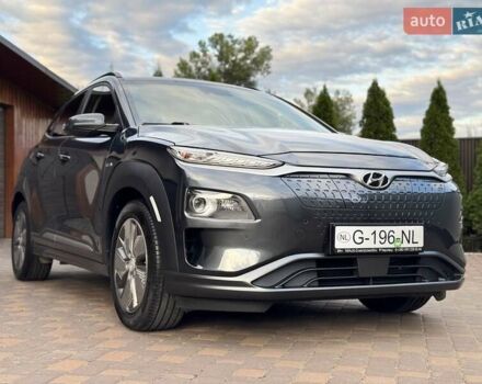 Сірий Хендай Kona, об'ємом двигуна 0 л та пробігом 71 тис. км за 17700 $, фото 2 на Automoto.ua