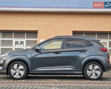 Серый Хендай Kona, объемом двигателя 0 л и пробегом 151 тыс. км за 16399 $, фото 7 на Automoto.ua