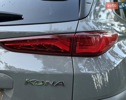 Серый Хендай Kona, объемом двигателя 0 л и пробегом 96 тыс. км за 17200 $, фото 30 на Automoto.ua