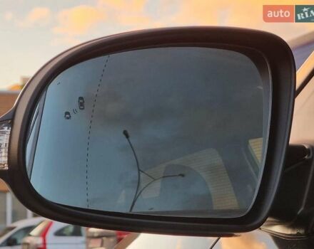 Серый Хендай Kona, объемом двигателя 0 л и пробегом 151 тыс. км за 16399 $, фото 13 на Automoto.ua