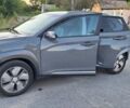 Серый Хендай Kona, объемом двигателя 0 л и пробегом 107 тыс. км за 16600 $, фото 1 на Automoto.ua