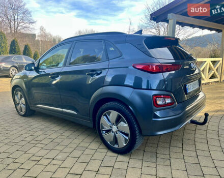 Серый Хендай Kona, объемом двигателя 0 л и пробегом 95 тыс. км за 17500 $, фото 24 на Automoto.ua