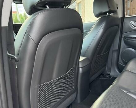 Сірий Хендай Kona, об'ємом двигуна 0 л та пробігом 71 тис. км за 17700 $, фото 54 на Automoto.ua