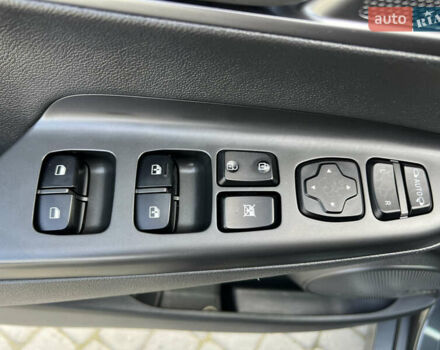 Серый Хендай Kona, объемом двигателя 0 л и пробегом 96 тыс. км за 17300 $, фото 16 на Automoto.ua