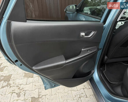 Серый Хендай Kona, объемом двигателя 0 л и пробегом 127 тыс. км за 17650 $, фото 42 на Automoto.ua
