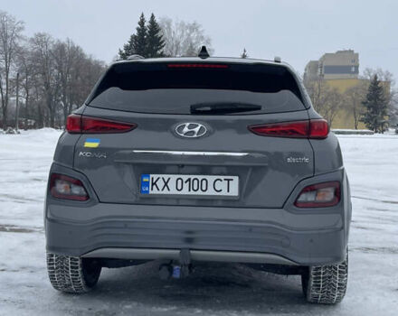 Сірий Хендай Kona, об'ємом двигуна 0 л та пробігом 87 тис. км за 22900 $, фото 10 на Automoto.ua