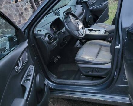 Серый Хендай Kona, объемом двигателя 0 л и пробегом 194 тыс. км за 15800 $, фото 19 на Automoto.ua