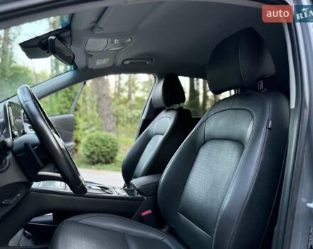 Серый Хендай Kona, объемом двигателя 0 л и пробегом 96 тыс. км за 17200 $, фото 45 на Automoto.ua