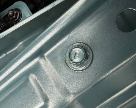 Серый Хендай Kona, объемом двигателя 0 л и пробегом 127 тыс. км за 17650 $, фото 72 на Automoto.ua