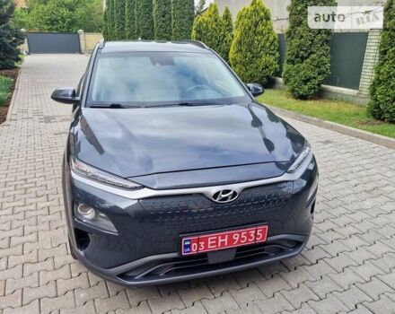 Сірий Хендай Kona, об'ємом двигуна 0 л та пробігом 111 тис. км за 17200 $, фото 3 на Automoto.ua