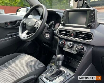 Серый Хендай Kona, объемом двигателя 2 л и пробегом 106 тыс. км за 17600 $, фото 8 на Automoto.ua