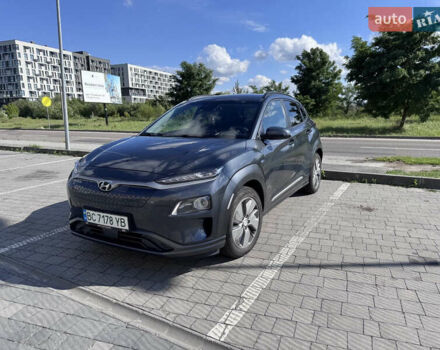 Сірий Хендай Kona, об'ємом двигуна 0 л та пробігом 164 тис. км за 16800 $, фото 7 на Automoto.ua