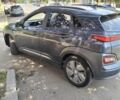 Сірий Хендай Kona, об'ємом двигуна 0 л та пробігом 155 тис. км за 18500 $, фото 6 на Automoto.ua