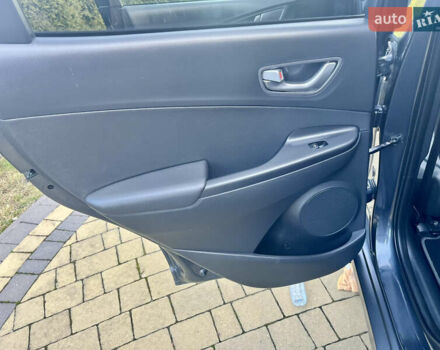 Серый Хендай Kona, объемом двигателя 0 л и пробегом 95 тыс. км за 17500 $, фото 47 на Automoto.ua