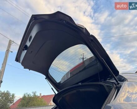 Сірий Хендай Kona, об'ємом двигуна 0 л та пробігом 71 тис. км за 17700 $, фото 73 на Automoto.ua