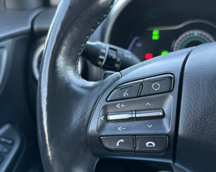 Серый Хендай Kona, объемом двигателя 0 л и пробегом 126 тыс. км за 17300 $, фото 87 на Automoto.ua