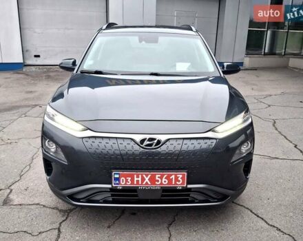 Сірий Хендай Kona, об'ємом двигуна 0 л та пробігом 114 тис. км за 17300 $, фото 4 на Automoto.ua