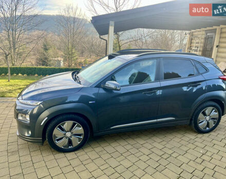 Серый Хендай Kona, объемом двигателя 0 л и пробегом 95 тыс. км за 17500 $, фото 29 на Automoto.ua