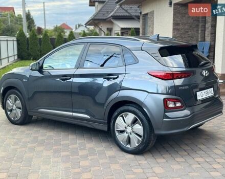 Сірий Хендай Kona, об'ємом двигуна 0 л та пробігом 71 тис. км за 17700 $, фото 10 на Automoto.ua